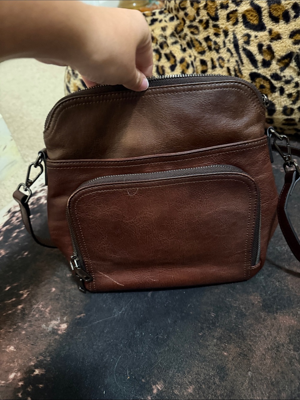 Iswee cross body